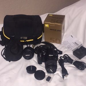 Nikon SLR D3000 Bundle